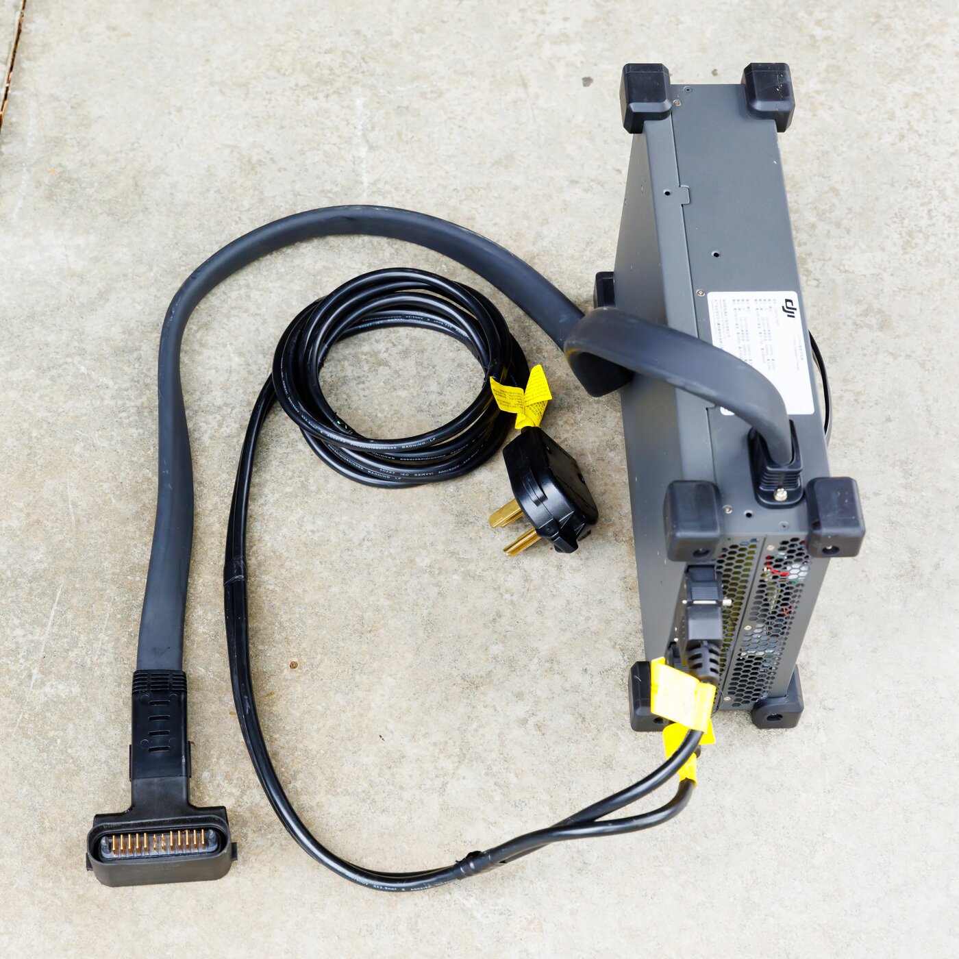 DJI C10000 Intelligent Charger