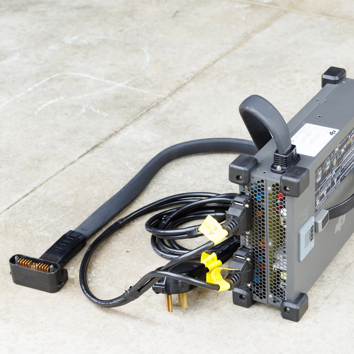 DJI C10000 Intelligent Charger